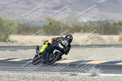 media/Oct-30-2025-Racers Edge (Thu) [[dabbdaf680]]/3-B Group/Session 5 (Turn 6)/